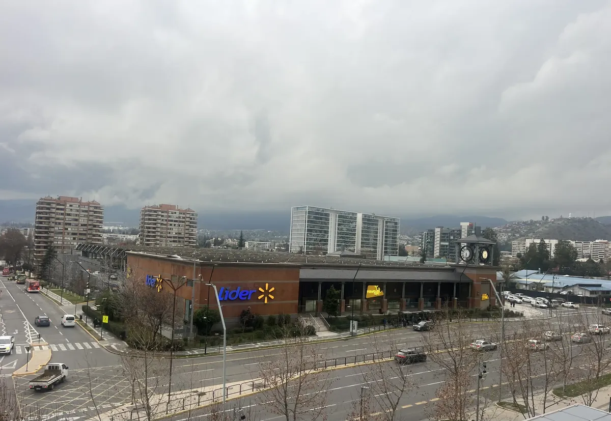 Imagen 2 de 27 de Precioso Departamento Frente Lider Las Condes