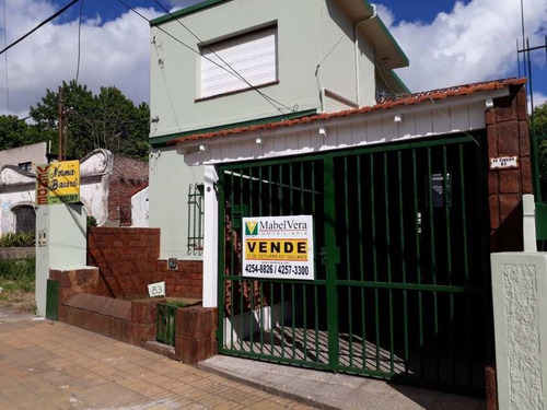 Casa  En Venta Ubicado En Bernal Oeste, Bernal, Quilmes