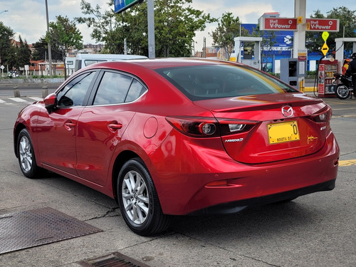 Mazda 3 2.0 Touring