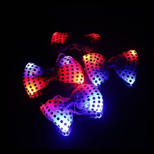 Imagen 3 de 10 de Corbata Led + Moño Led Luminoso Led Set Kit Fiesta Cotillon