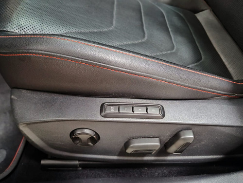 Volkswagen Jetta 2.0 350 TSI GLI DSG