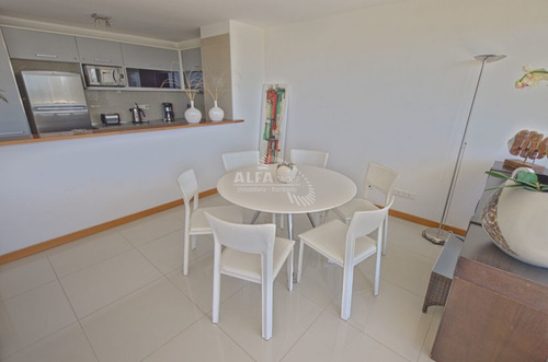 Imagen 6 de 14 de Apartamento En Venta Y Venta Anual - Playa Brava - Punta Del Este