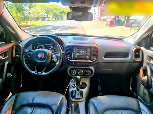 Imagem 8 de 9 de Fiat Toro 2.0 Volcano 4x4 Automático 2018