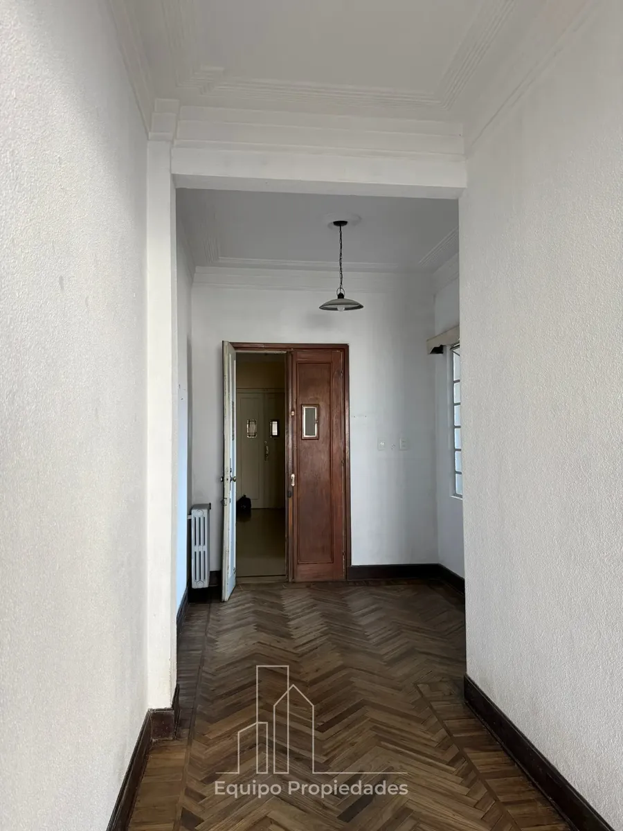 Muy Buen Apartamento En Alquiler Con Ambientes Amplios, Balcón Y Garaje! · Foto 5