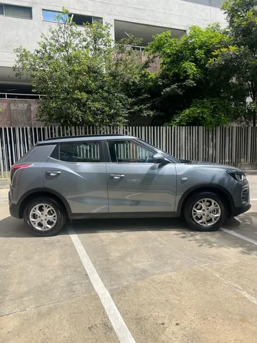 SsangYong Tivoli 1.6 Elite Automática