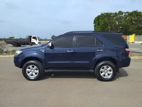 Toyota Fortuner Blindada 4x4