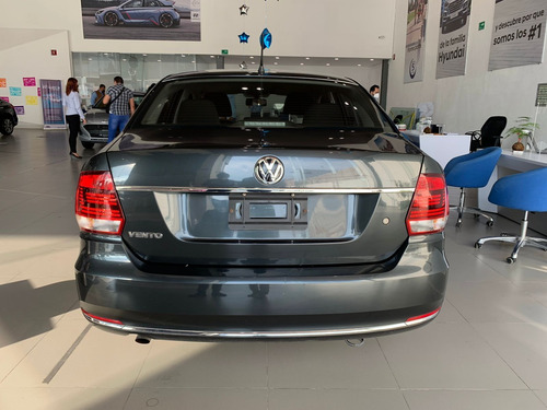 Imagen 9 de 15 de Volkswagen Vento 2020 1.6 Comfortline Mt