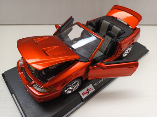 Maisto 2003 Ford Svt Mustang Cobra Convertible 1:18 Naranja Naranja (Usado)