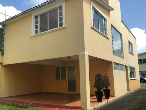 Imagen 1 de 14 de Vendo Casa De 3 Recámaras En Cuajimalpa Zona Tranquila