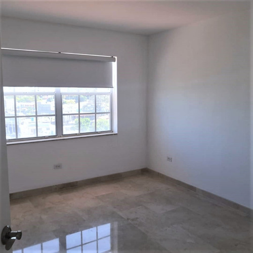 Imagen 14 de 15 de Townhouse En Venta En Zona Este