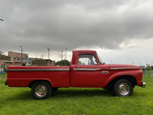 F-100 2400cc Motor 6 En Línea Excelentes Condiciones.