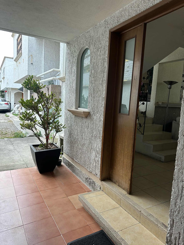 ¡casa En Venta En Condominio A Una Calle De Tollocan Y 5 Minutos De Town Square!