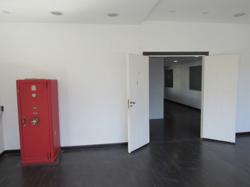 Imagen 11 de 18 de Alquiler Oficina 232 M2