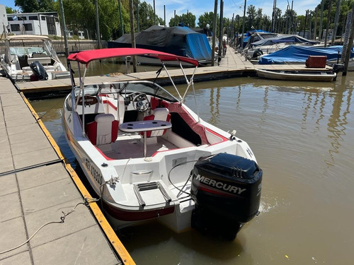 Imagen 7 de 11 de Lancha Geuna F170 Con Mercury 90 Hp