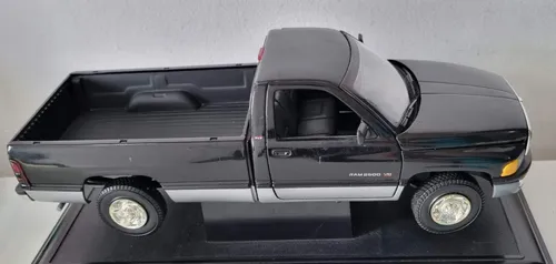 Ertl 1995 Dodge Ram 2500 Slt Pickup American Muscle 1:18