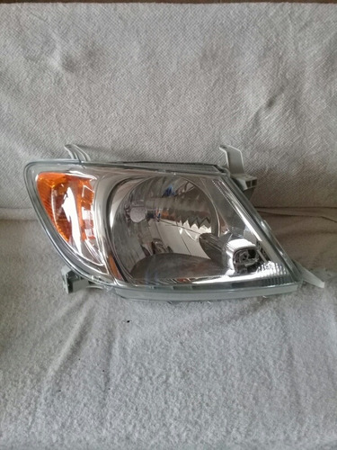 Faro Derecho Toyota Hilux (nuevo-original)2008-2012