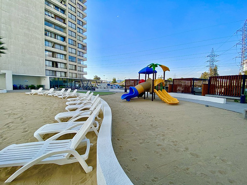 Laguna Navegable, Metro C. Valdovinos 3d/2b/e/b