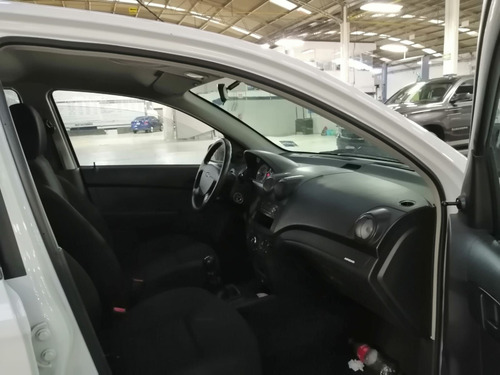 Imagen 9 de 14 de Chevrolet Aveo 2018 1.6 Ls At