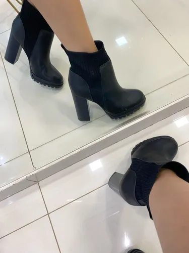 Bota salto grosso best sale vizzano