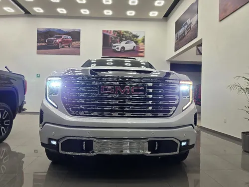 GMC Sierra 6.2 V8 Denali