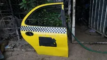 Comprar Vendo Puerta Trasera Derecha Hyundai Elantra, Año 1998