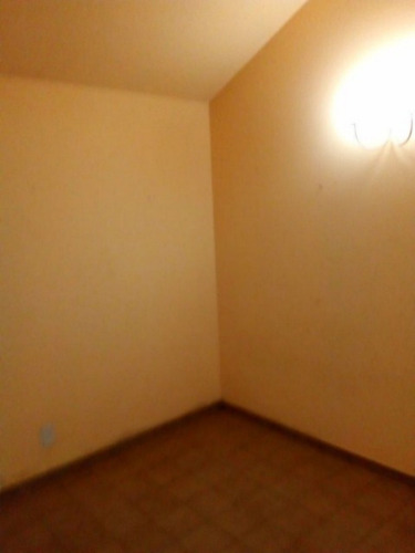 Imagen 10 de 19 de V081 - Casa En Venta En Ph, Lavadero Cubierto, Gas Natural