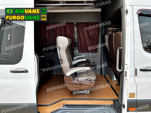 Mercedes-Benz Sprinter Furgão 2.2 314 Street Cdi Longo Teto Alto 10,5m3 5p 6 marchas