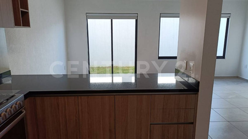 Renta Casa Fracc. Aurea, Toluca, México