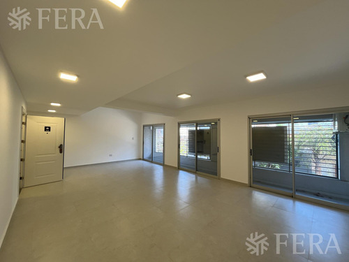 Venta De Departamento 4 Ambientes Con Balcón En Wilde