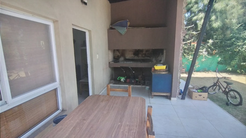 Imagen 21 de 22 de En Venta. Moderna Quinta Barrio Real De Junin, Provincia De Buenos Aires. Calle Los Nardos