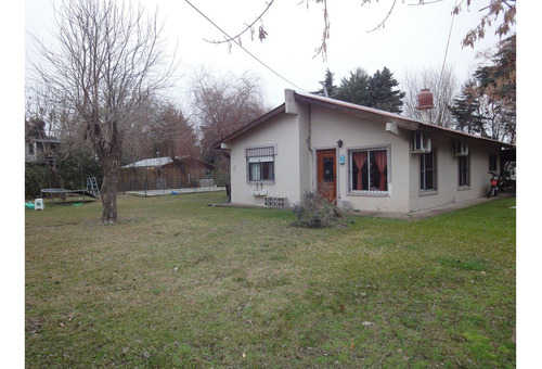 Catamarca Al 2000, Casa De 5 Ambientes, Pilar