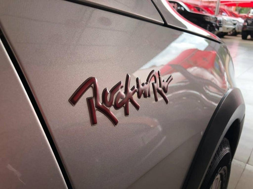 Imagem 6 de 9 de Volkswagen Saveiro 1.6 Mi Rock In Rio Cd 8v Flex 2p Manual