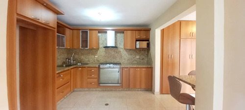 Se Alquila Townhouse En San Diego, Conjunto Brisas Del Valle
