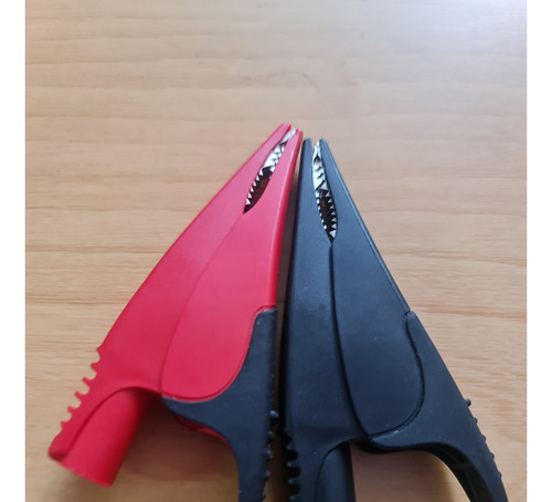 Garra Crocodilo Vermelho/preto Ac285 Mandíbulas Aço Fluke