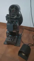 Comprar Balancín Prensa Electrica Amp Terminales Eléctricos 