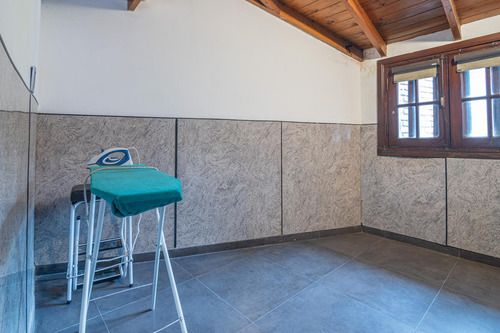 Chalet De Categoría - Barrio Pinos De Anchorena