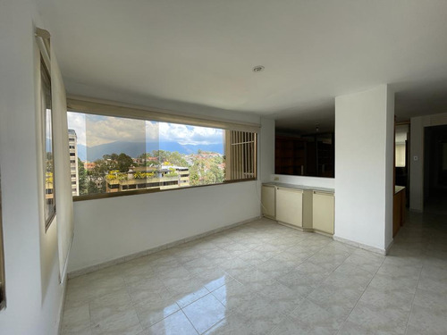 Apartamento Ph En Venta Los Naranjos 250m2 3h+s+e/3b+s/2e