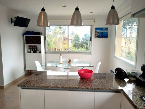 Imagen 18 de 30 de Venta / Chalet 4 Ambientes, Escritorio, Garaje Doble, Parque Piscina / Sierra De Los Padres. 583102