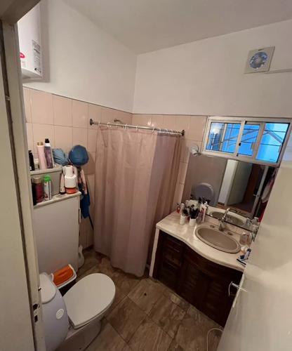Vendo 2 Casas En Un Padrón De 400m2, Al Frente Jardín, En Una Planta 5 Dorm, 3 Baños, Entrada Para Autos 5. Malvin Sur Usd 280.000 Dolares