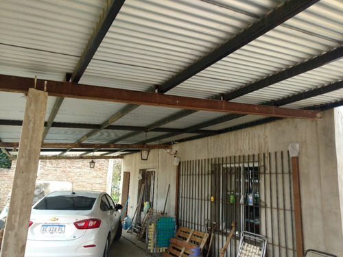 Imagen 5 de 12 de Casa Con 4 Dormitorios.