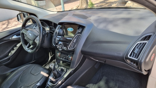 Imagen 7 de 10 de Ford Focus Iii 2016 2.0 Titanium Mt