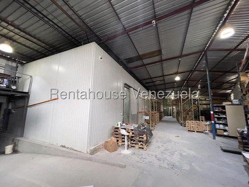 Galpón En Venta En Industrial Las Nayas Mls 25-23975 Yf
