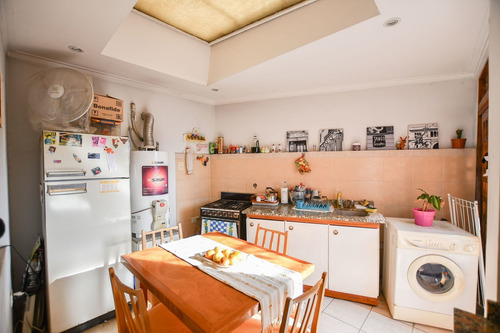 Imagen 15 de 21 de Casa De 2 Dormitorios En Venta La Plata