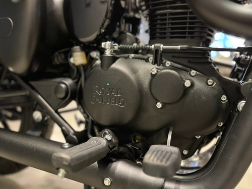 Royal Enfield Classic 350 Stealth Black