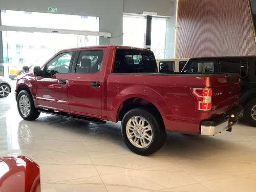 Ford Lobo 5.0l Doble Cabina Xlt V8 4x2 At