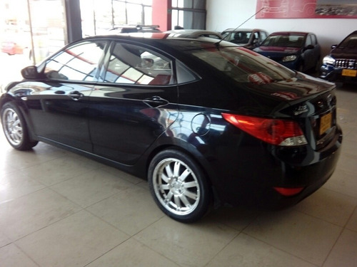 Hyndai Accent I25 Accent Mecanico I25
