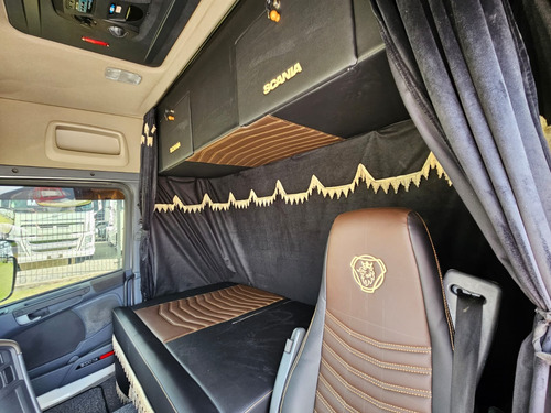 Scania R440 6x2 Highline Ano 2018 Teto Alto Automático Top