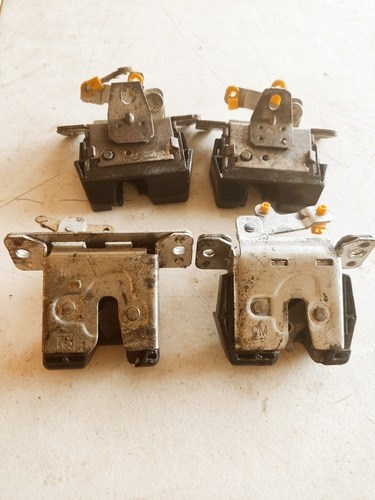 Chapa De Cajuela Chevrolet Corsa 1993-2002 Original Usado (Usado)