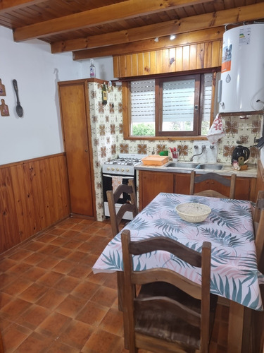 Imagen 13 de 14 de Dto Villa Gesell 3 Habitaciones Living Comedor C/ Comedor Baño ...p/8pers