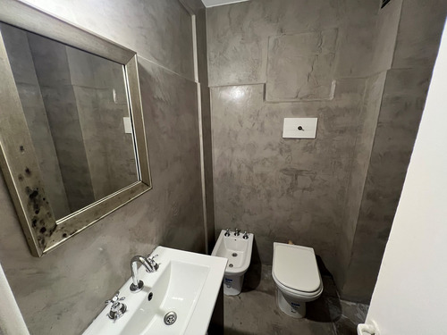 Departamento En Venta En Recoleta, Capital Federal, Buenos Aires